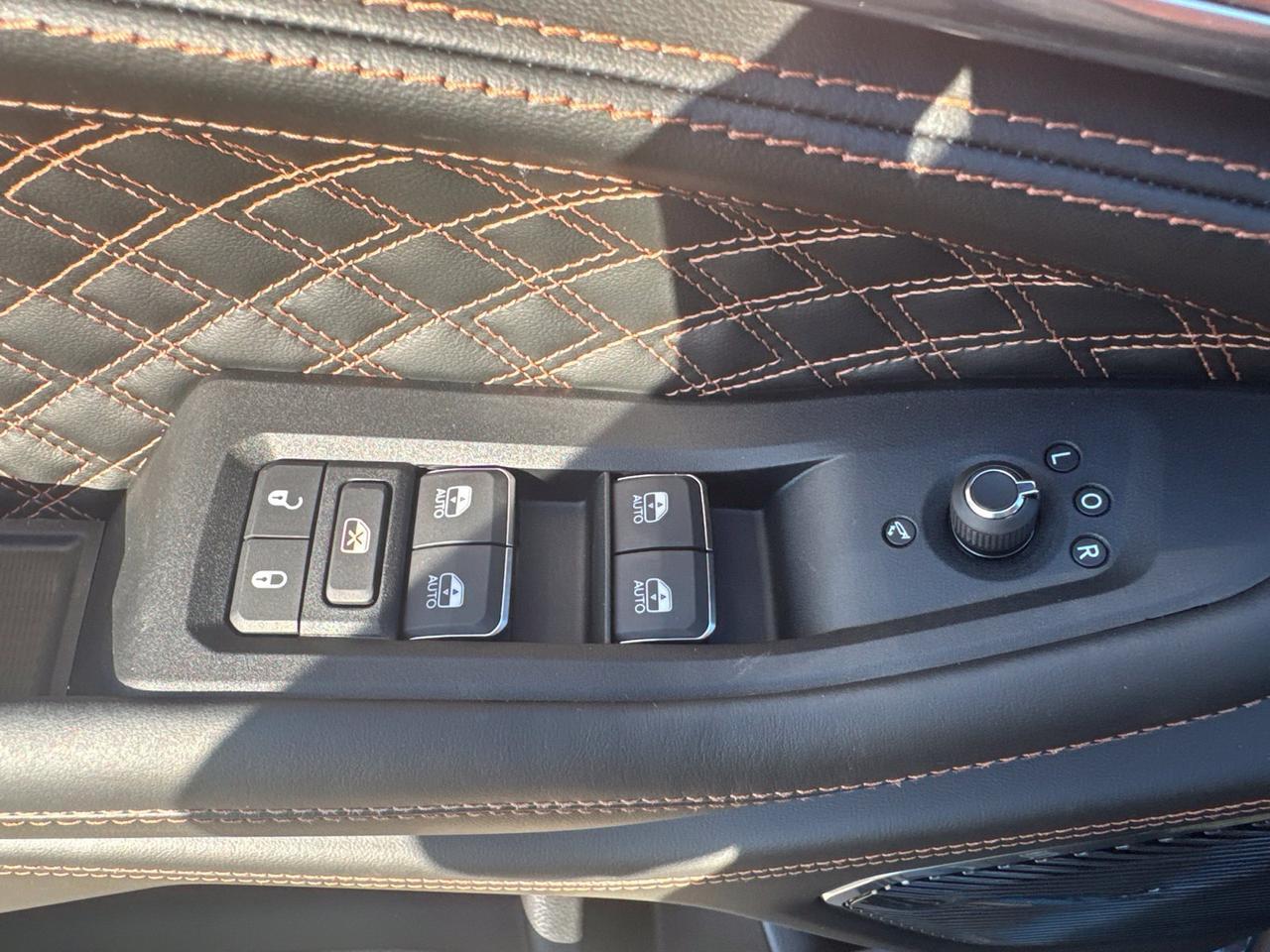 2027 Jeep Grand Cherokee L Summit Watertown SD