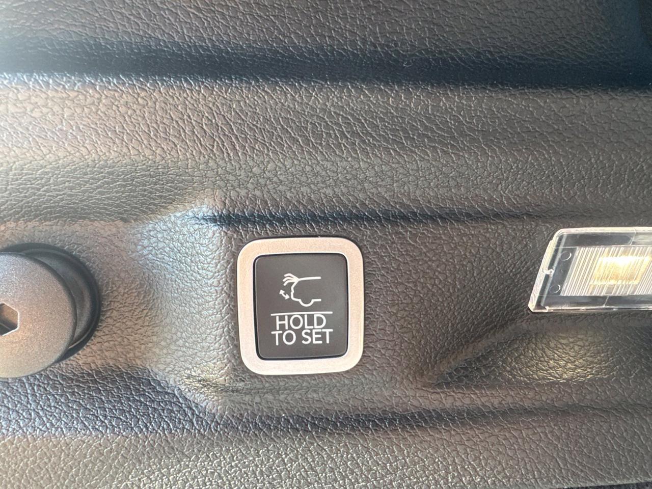 2027 Jeep Grand Cherokee L Summit Watertown SD