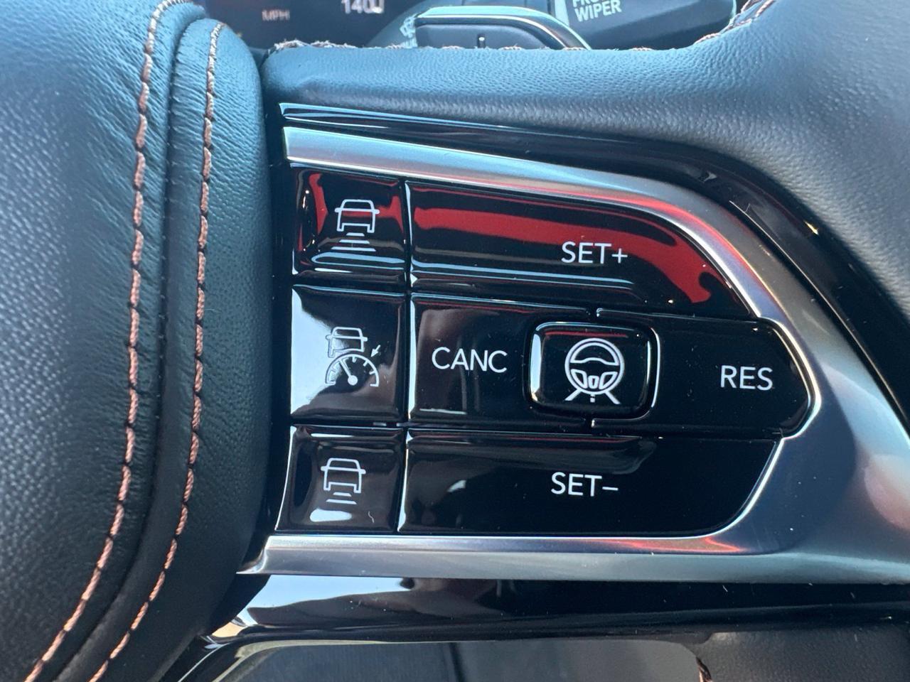 2027 Jeep Grand Cherokee L Summit Watertown SD