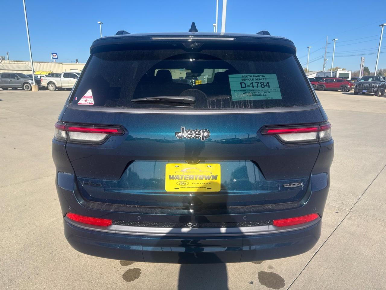 2027 Jeep Grand Cherokee L Summit Watertown SD