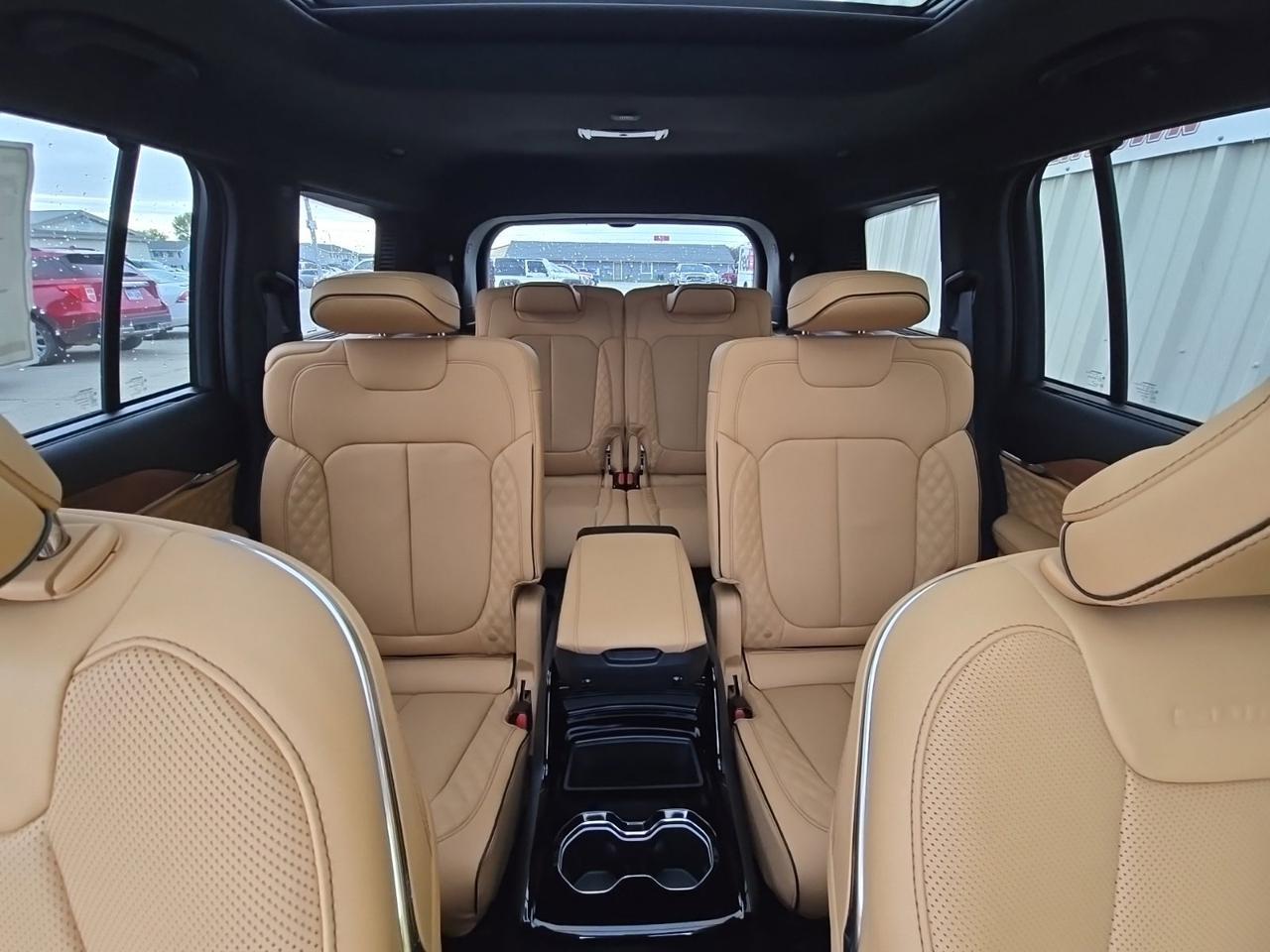 2027 Jeep Grand Cherokee L Summit Watertown SD