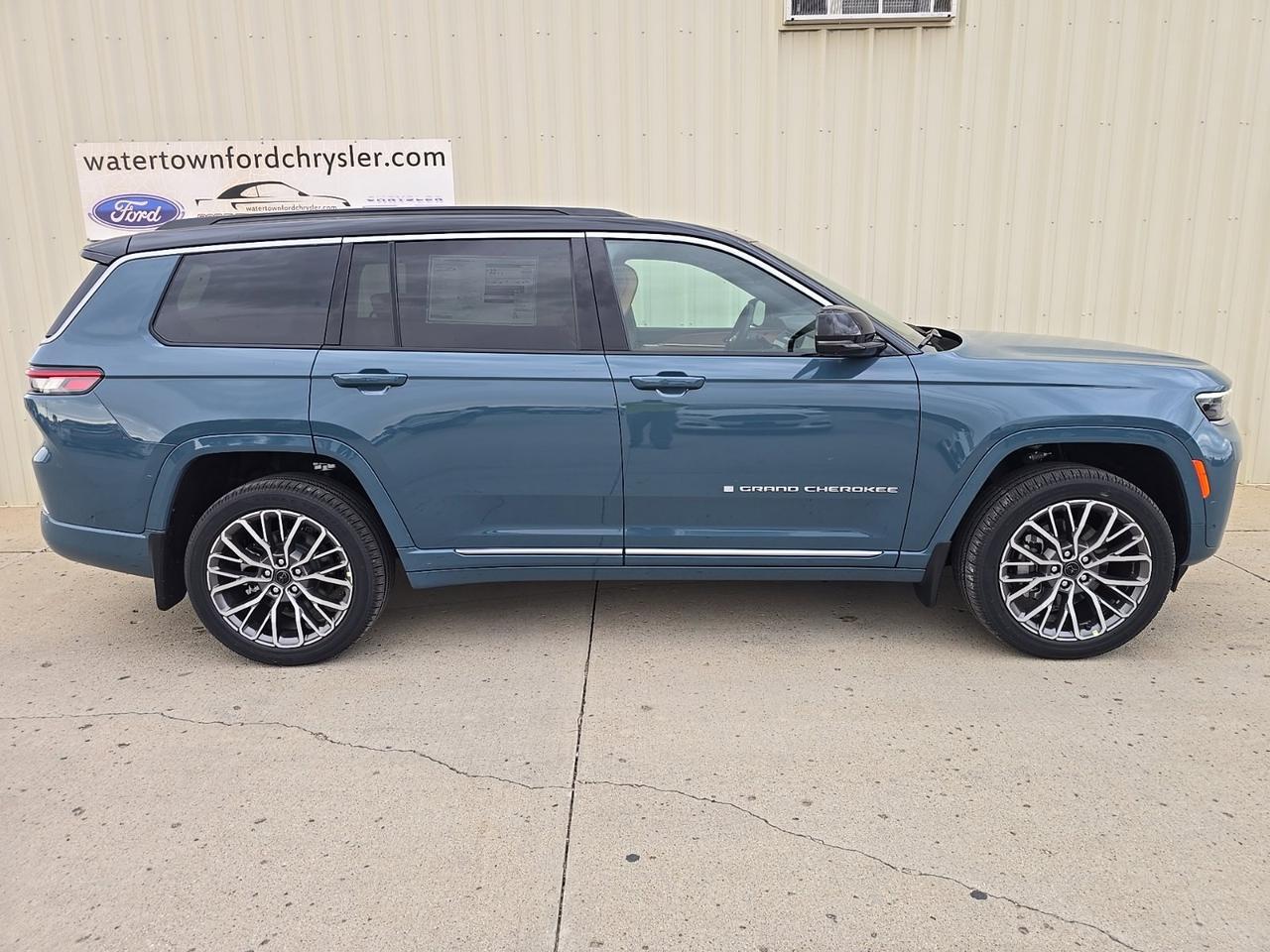 2027 Jeep Grand Cherokee L