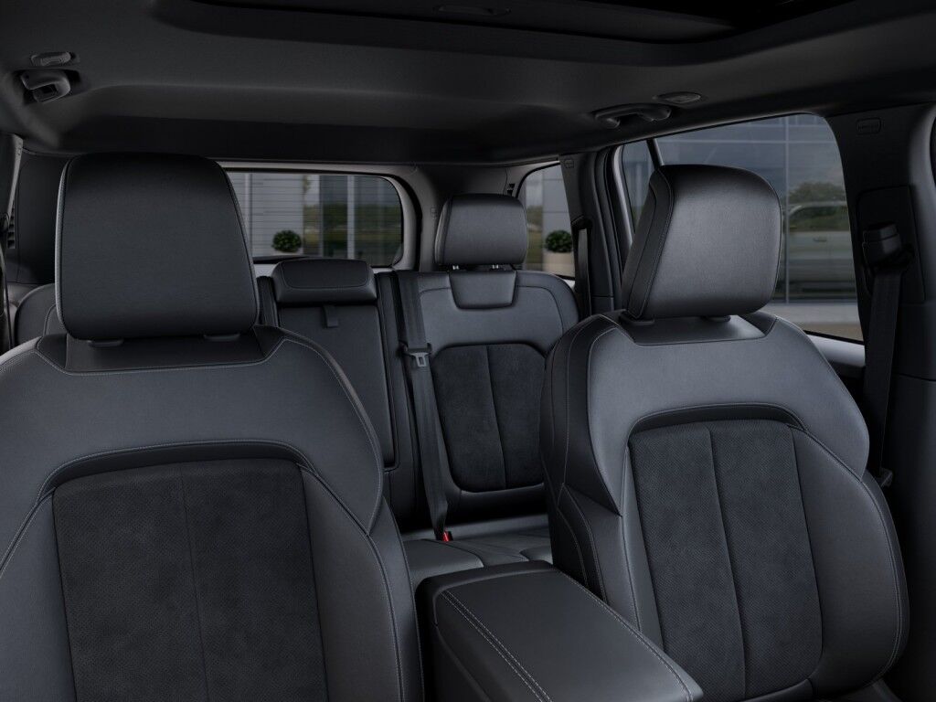 2027 Jeep Grand Cherokee Laredo Altitude Owego NY