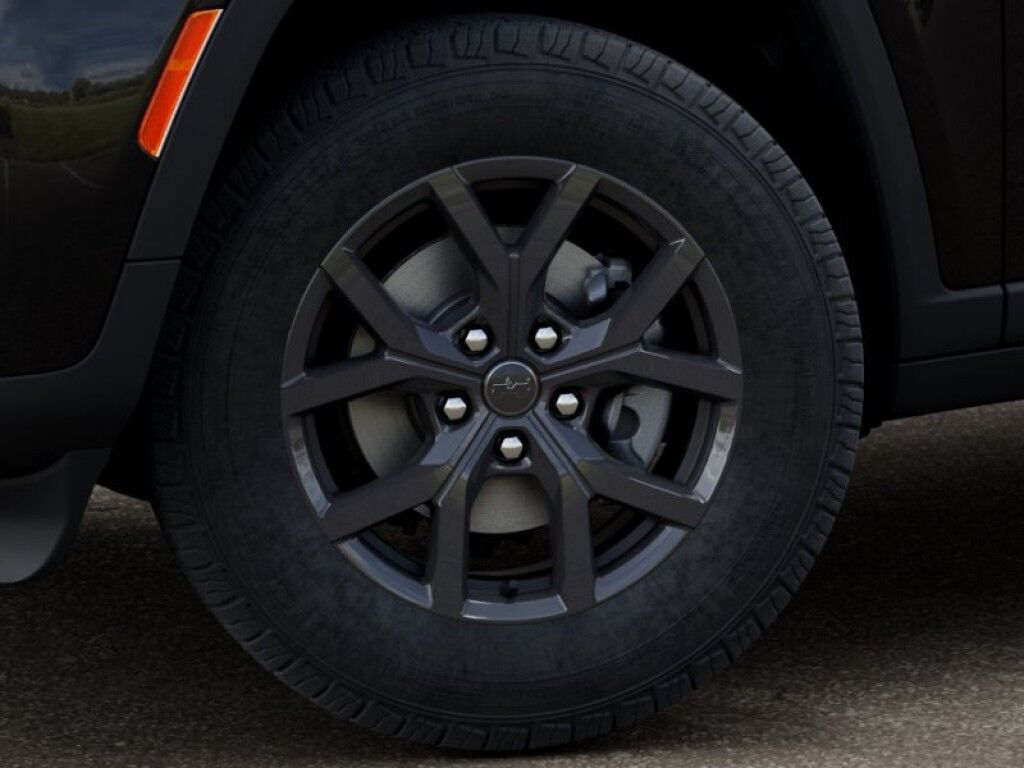 2027 Jeep Grand Cherokee Laredo Altitude Owego NY