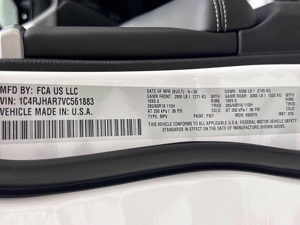 2027 Jeep Grand Cherokee Laredo Altitude Portland OR