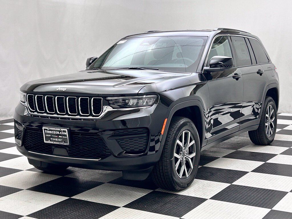 2027 Jeep Grand Cherokee Laredo Portland OR