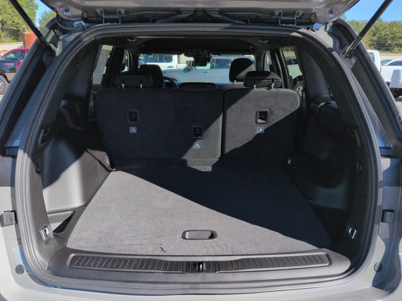 2027 Jeep Grand Cherokee Laredo Winder GA