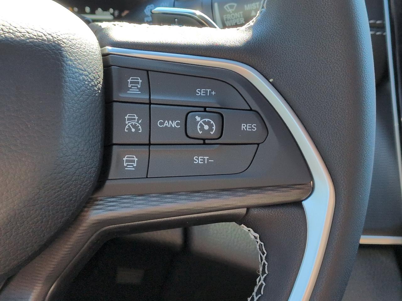 2027 Jeep Grand Cherokee Laredo Winder GA