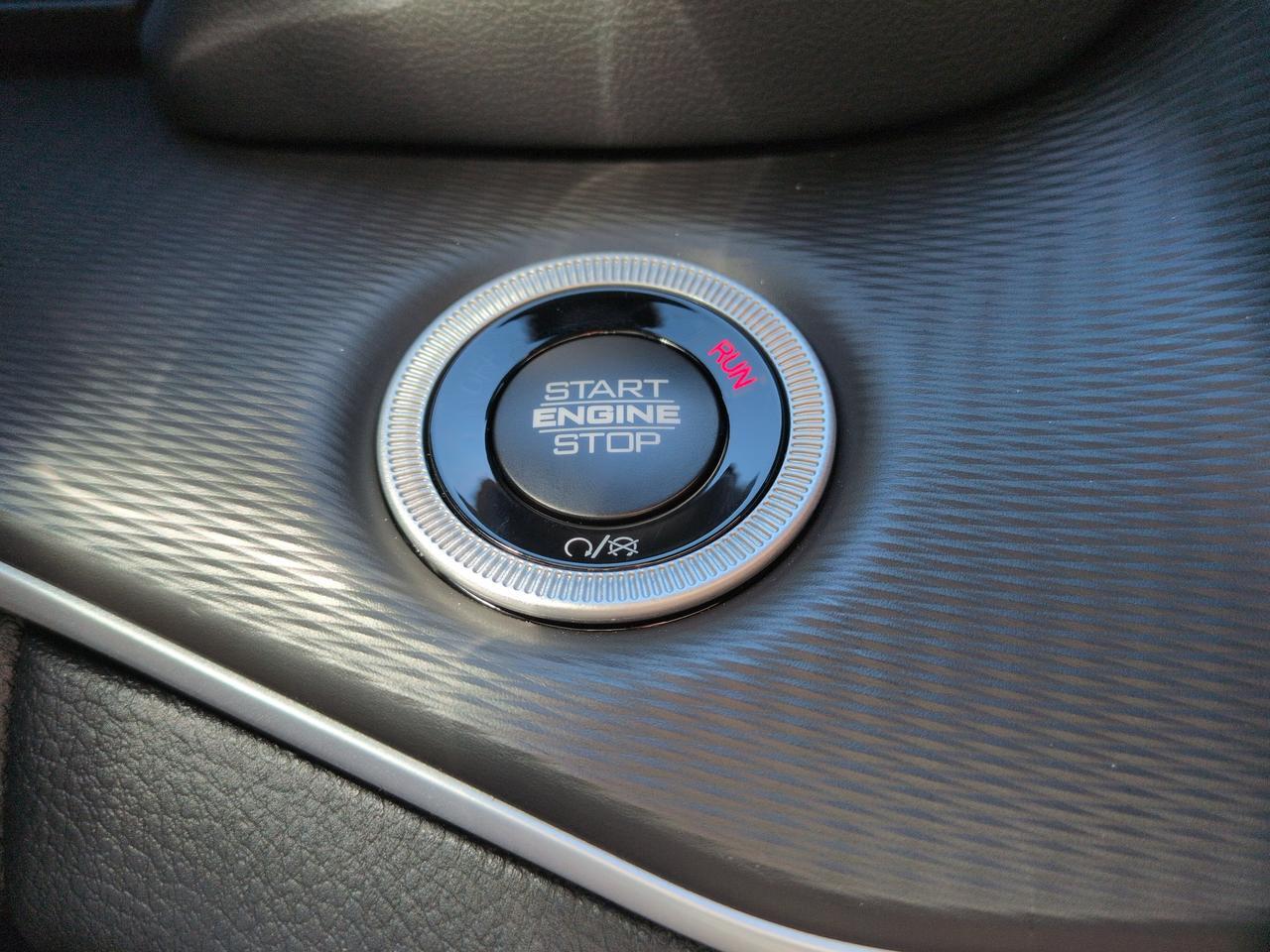 2027 Jeep Grand Cherokee Laredo Winder GA