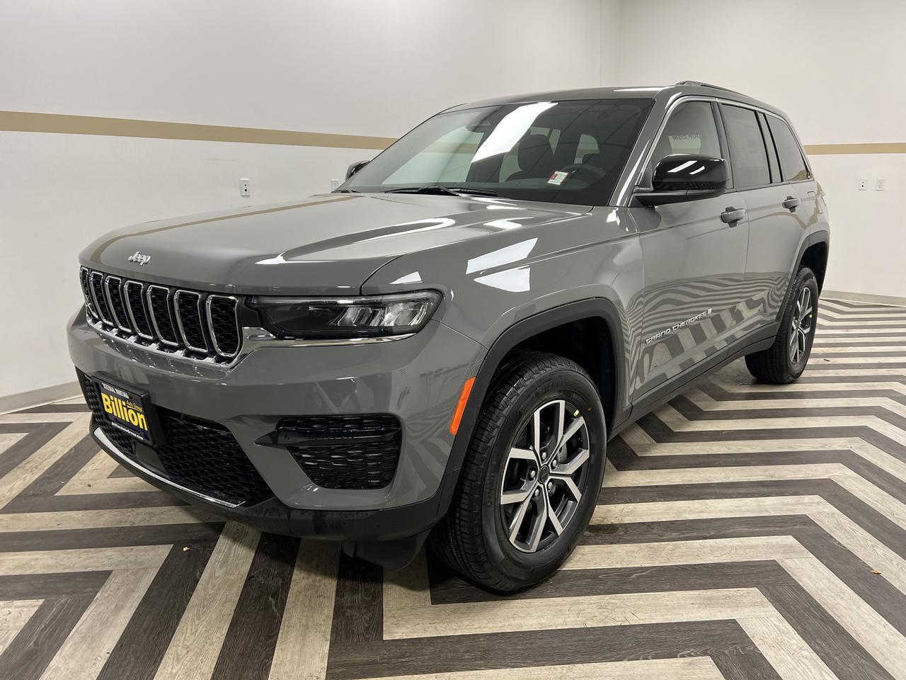 2027 Jeep Grand Cherokee Laredo X Gasoline
