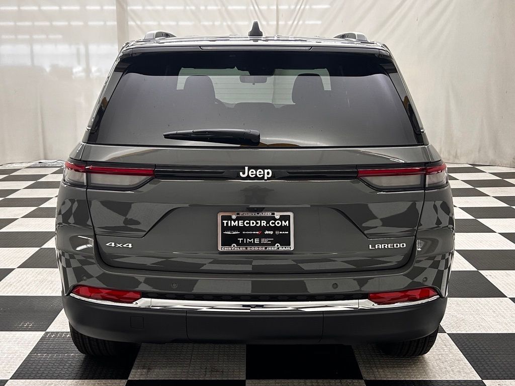 2027 Jeep Grand Cherokee Laredo X Portland OR