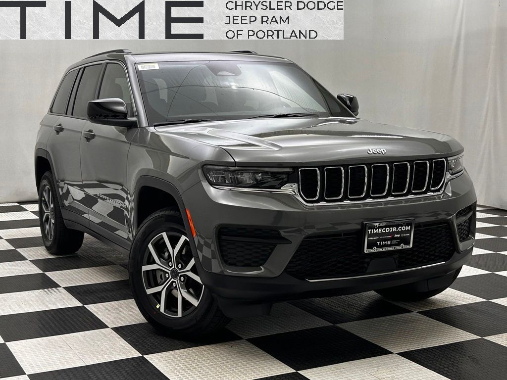 2027 Jeep Grand Cherokee Laredo X