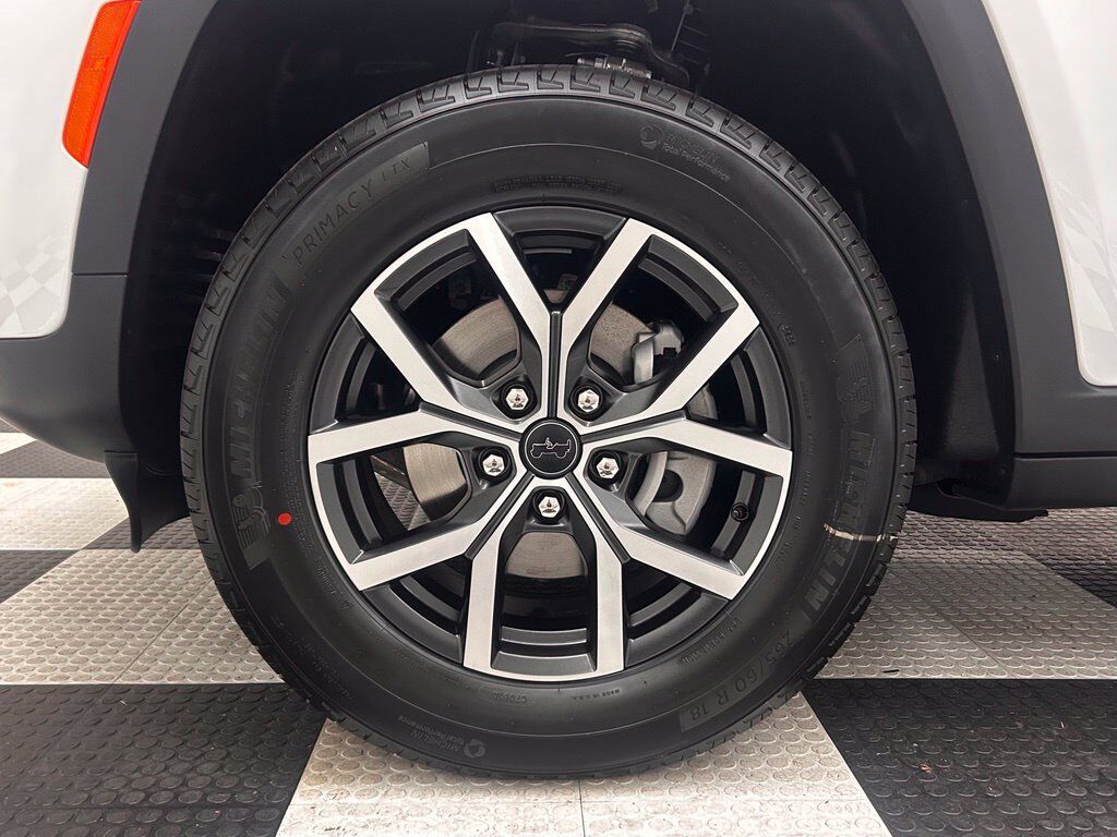 2027 Jeep Grand Cherokee Laredo X Portland OR