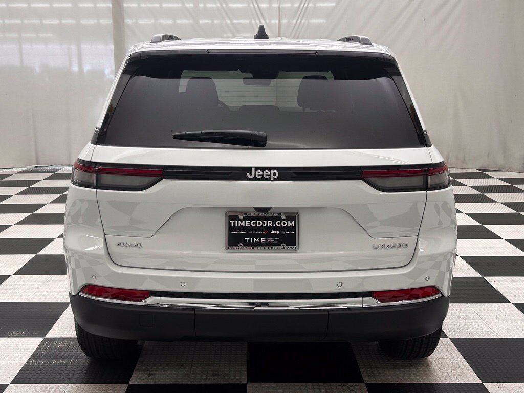 2027 Jeep Grand Cherokee Laredo X Portland OR
