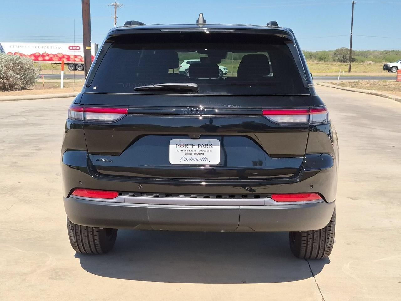 2027 Jeep Grand Cherokee Limited Castroville TX