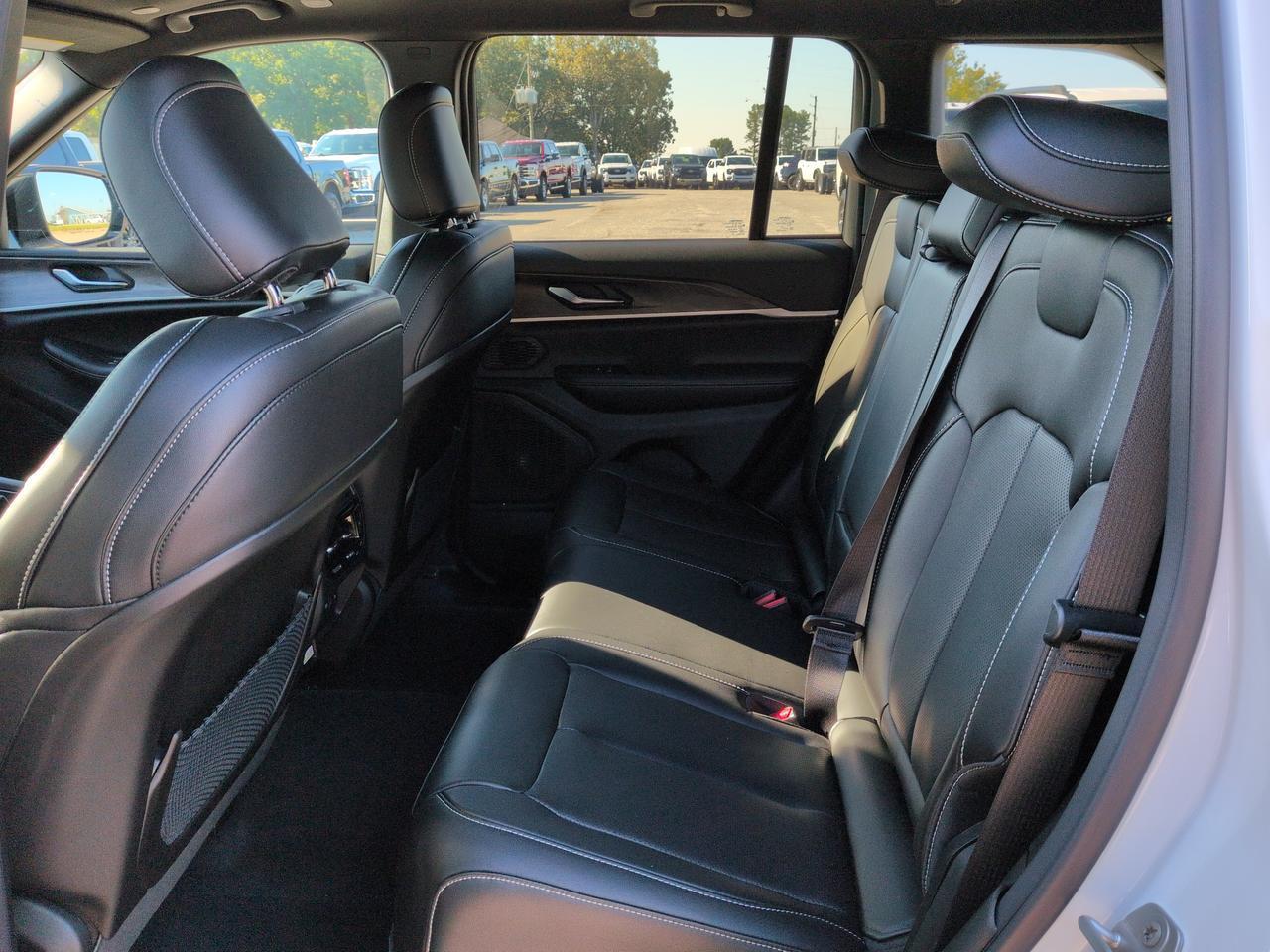2027 Jeep Grand Cherokee Limited Winder GA