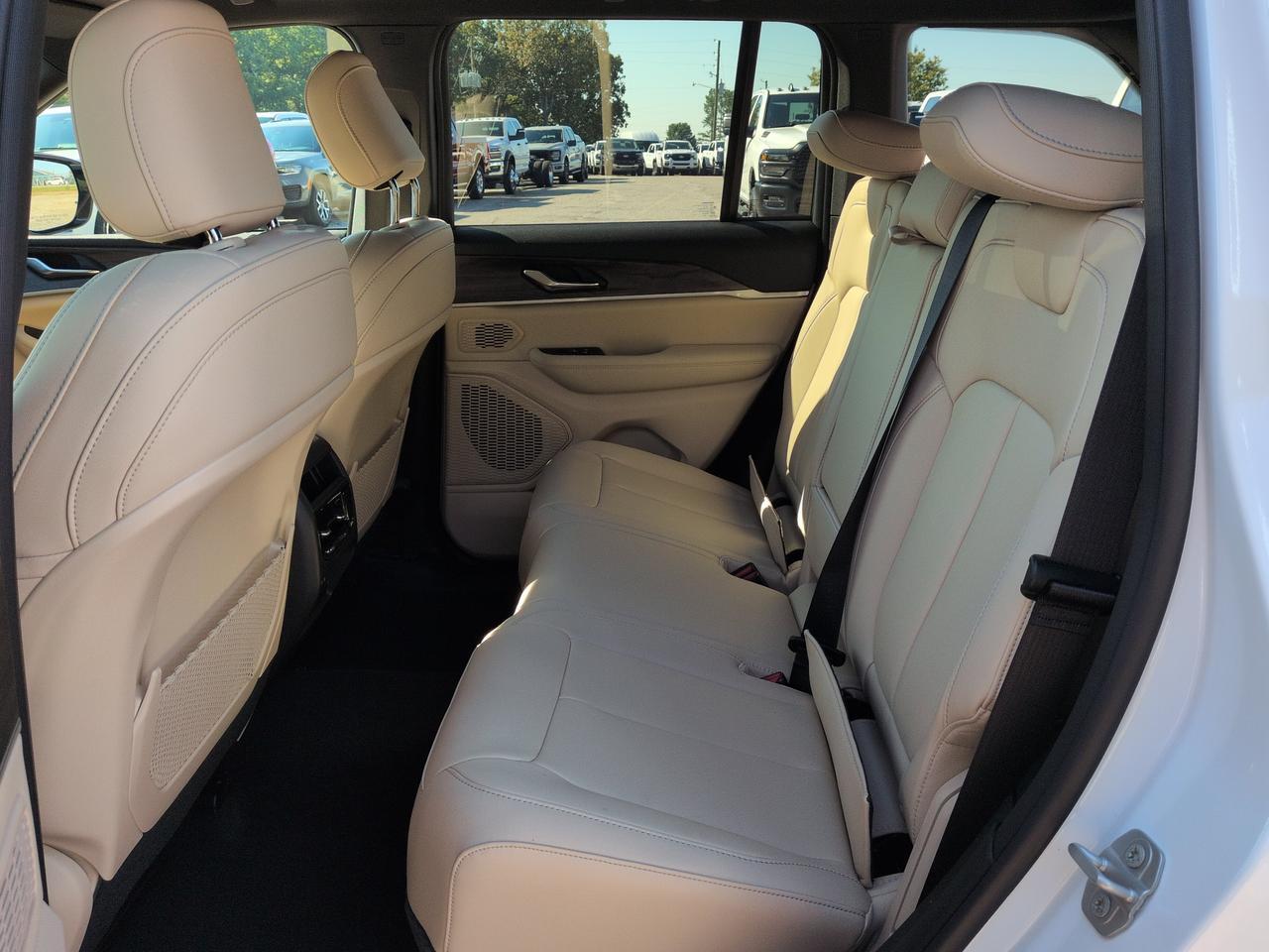 2027 Jeep Grand Cherokee Limited Winder GA