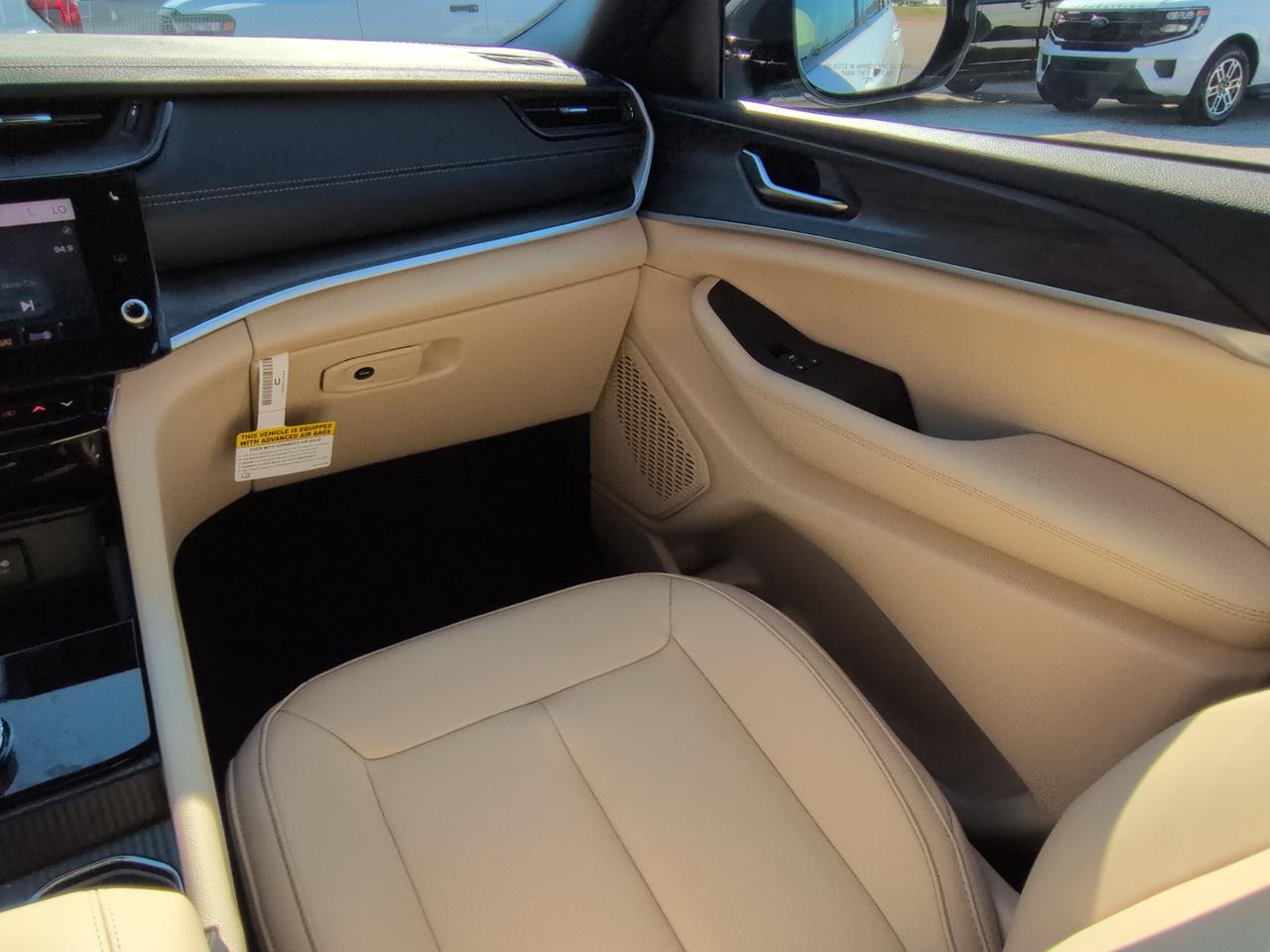 2027 Jeep Grand Cherokee Limited Winder GA