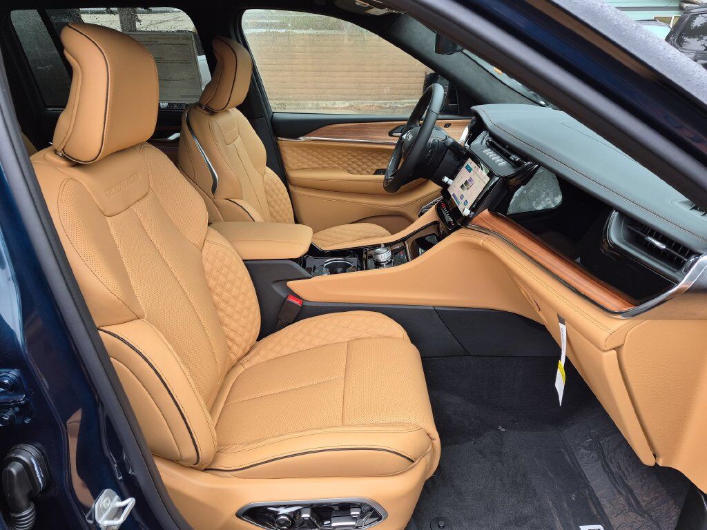 2027 Jeep Grand Cherokee Summit Gresham OR