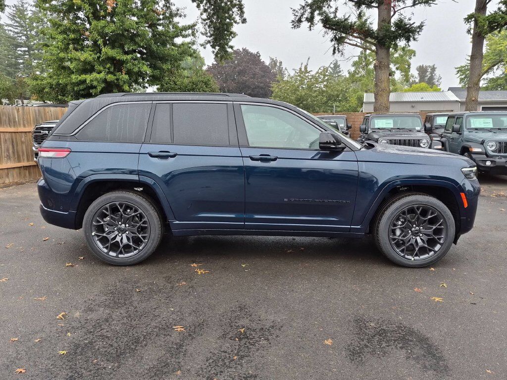 2027 Jeep Grand Cherokee Summit Gresham OR
