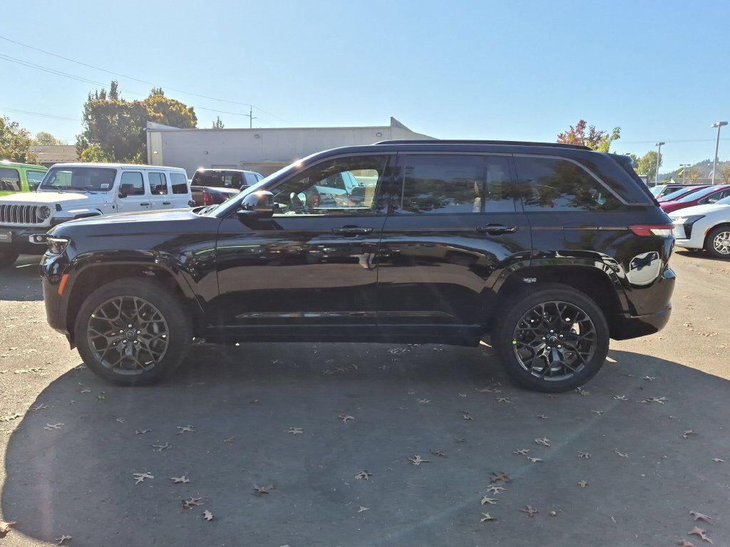 2027 Jeep Grand Cherokee Summit Gresham OR