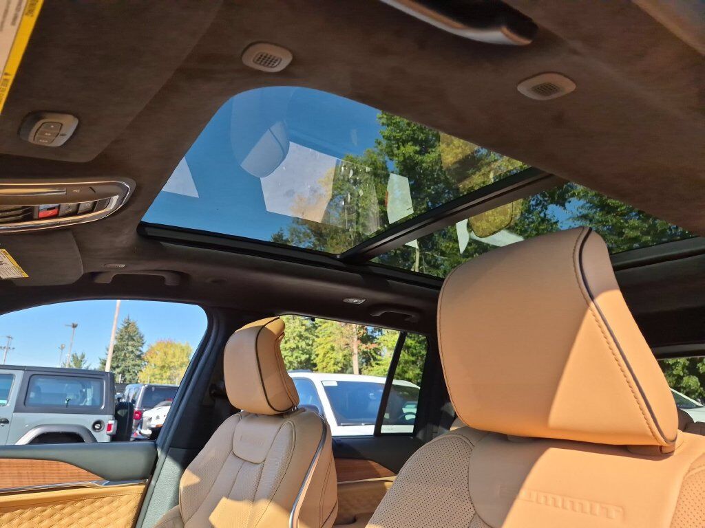 2027 Jeep Grand Cherokee Summit Gresham OR