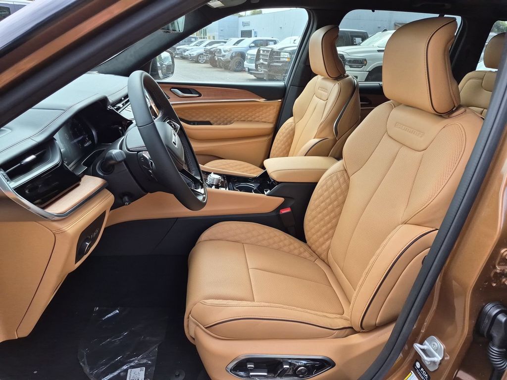 2027 Jeep Grand Cherokee Summit Gresham OR