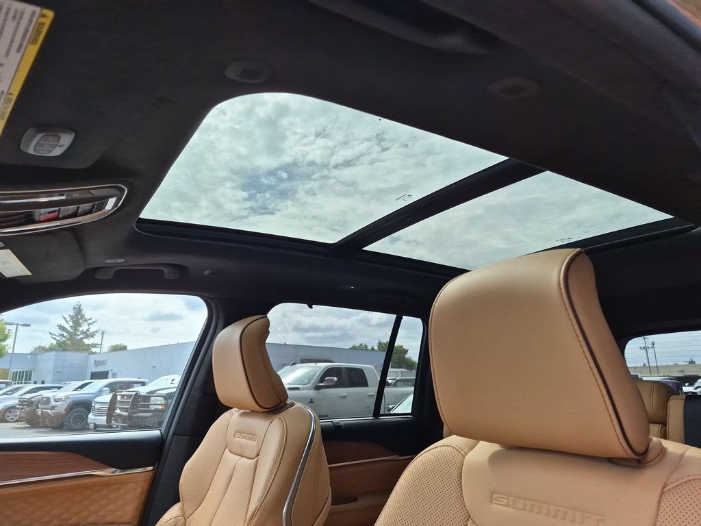 2027 Jeep Grand Cherokee Summit Gresham OR