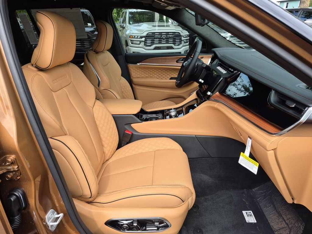 2027 Jeep Grand Cherokee Summit Gresham OR