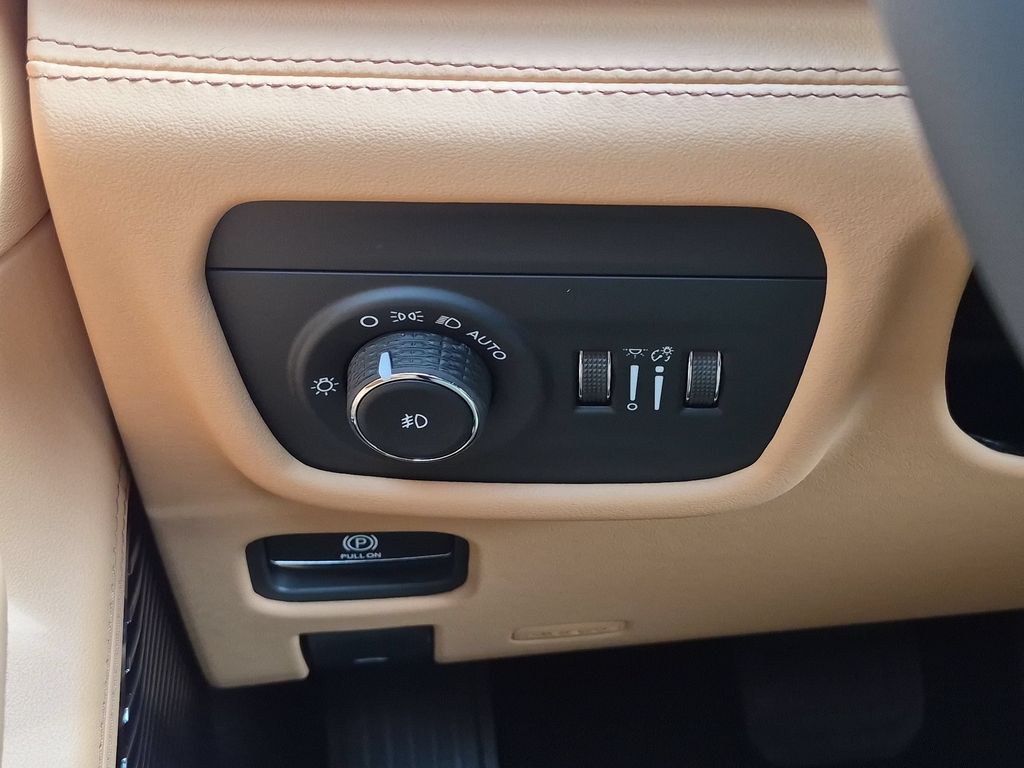 2027 Jeep Grand Cherokee Summit Gresham OR
