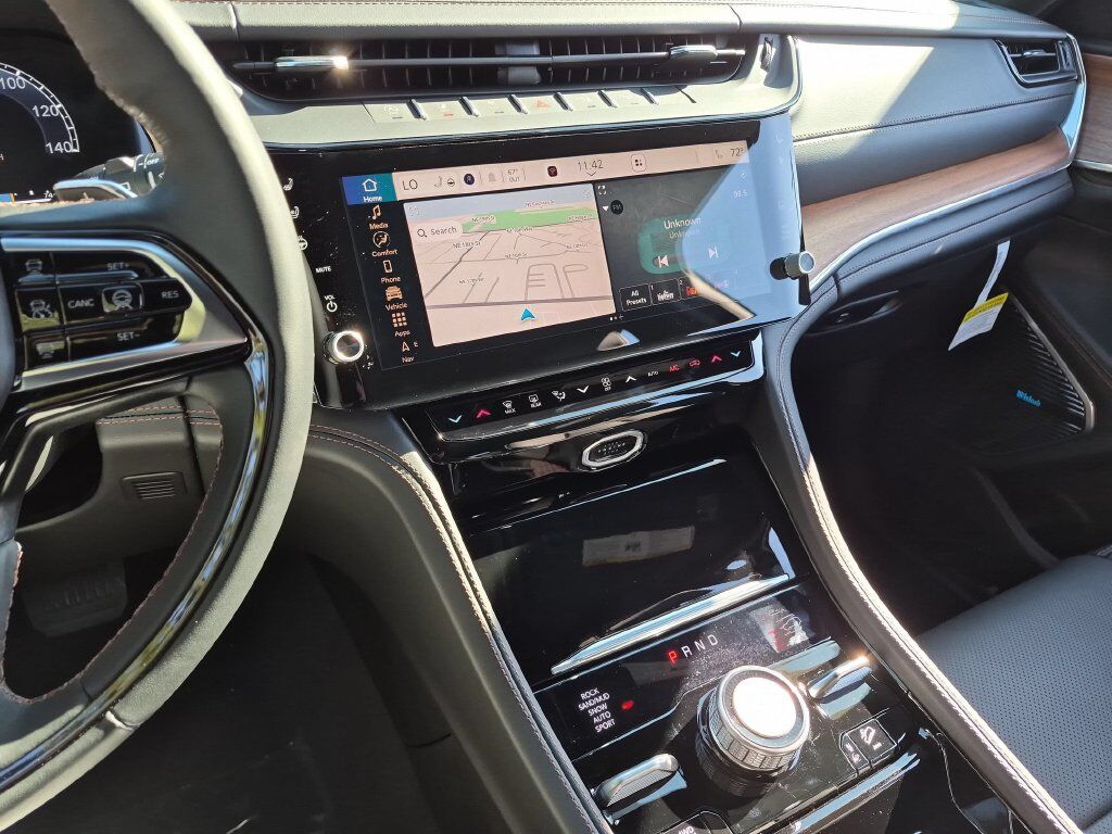 2027 Jeep Grand Cherokee Summit Gresham OR