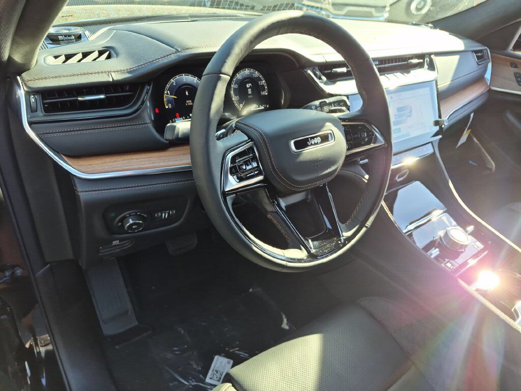 2027 Jeep Grand Cherokee Summit Gresham OR