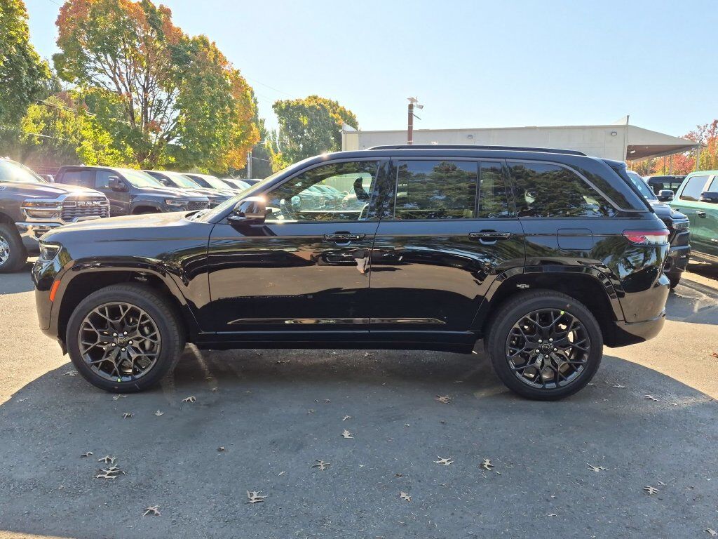 2027 Jeep Grand Cherokee Summit Gresham OR