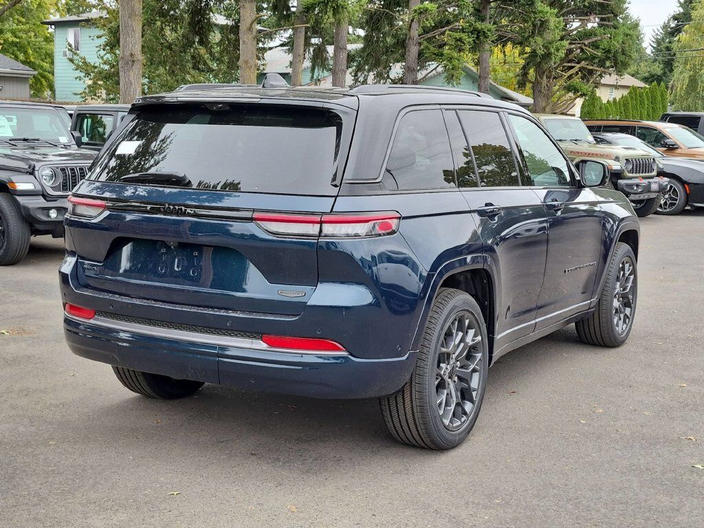 2027 Jeep Grand Cherokee Summit Gresham OR
