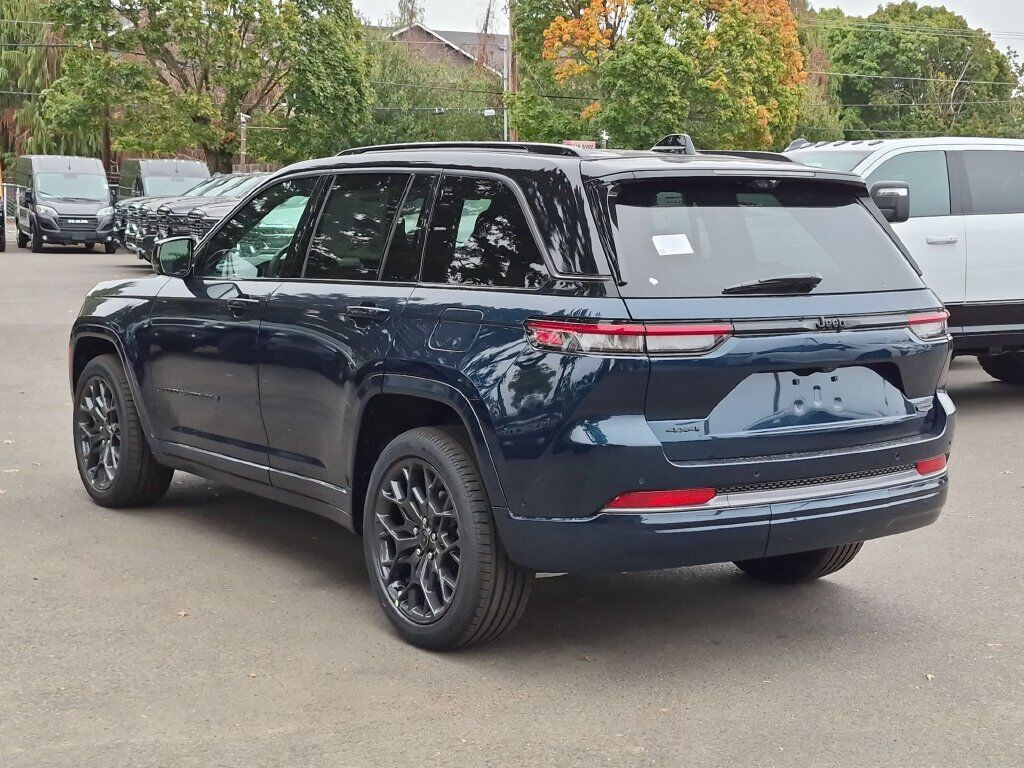 2027 Jeep Grand Cherokee Summit Gresham OR