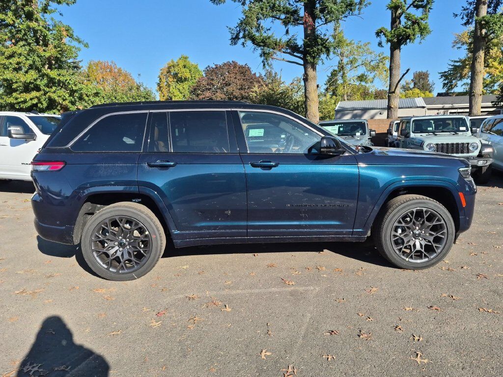 2027 Jeep Grand Cherokee Summit Gresham OR