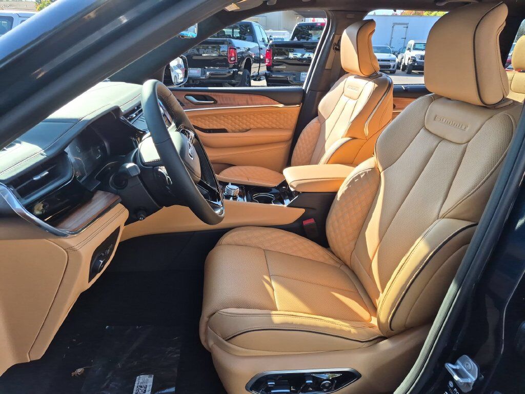 2027 Jeep Grand Cherokee Summit Gresham OR
