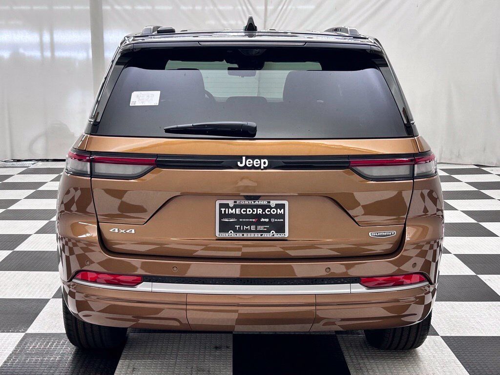 2027 Jeep Grand Cherokee Summit Portland OR