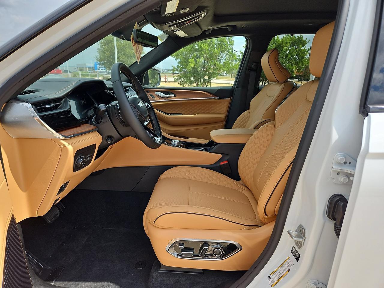 2027 Jeep Grand Cherokee Summit Castroville TX