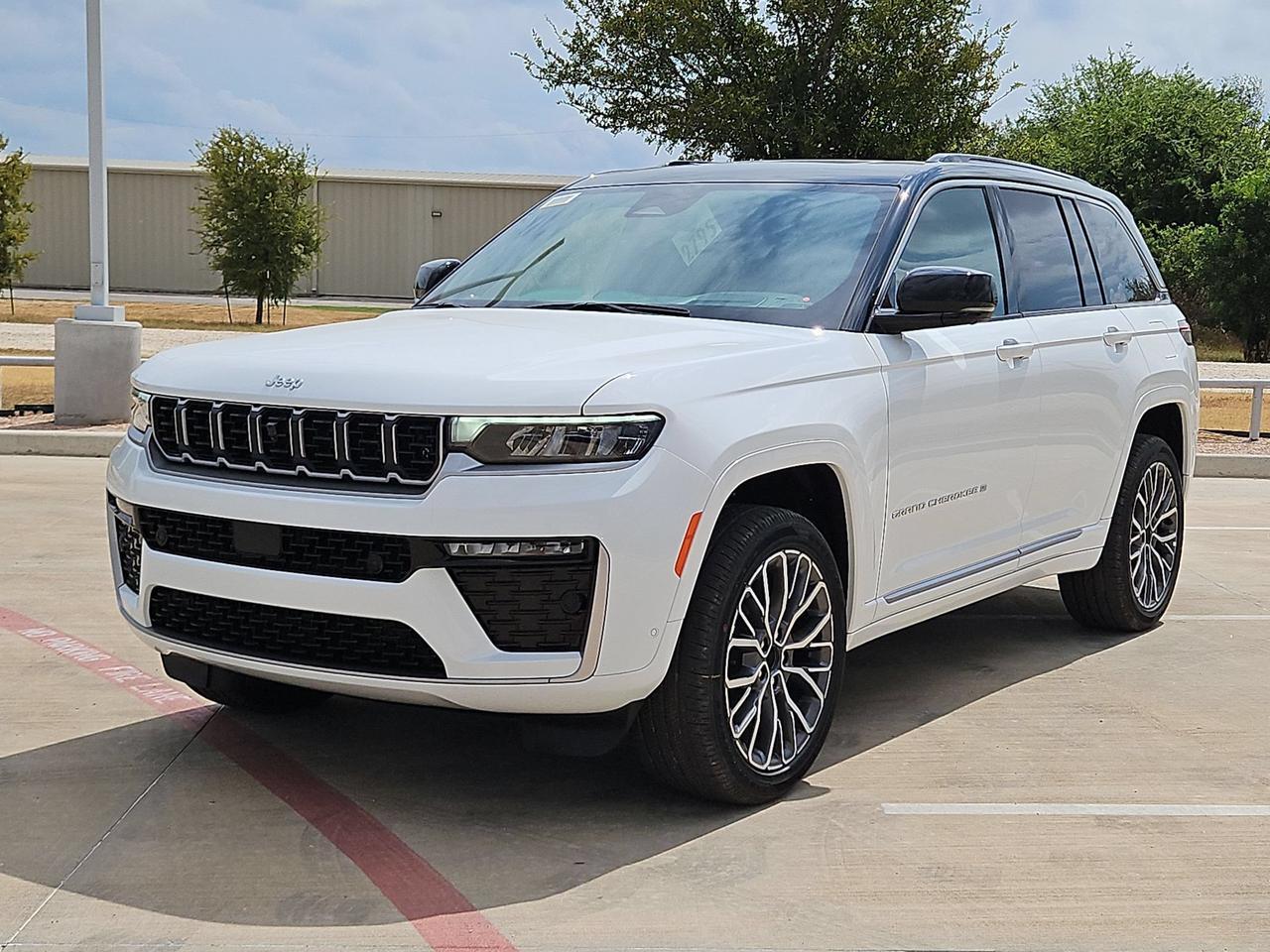2027 Jeep Grand Cherokee Summit Castroville TX