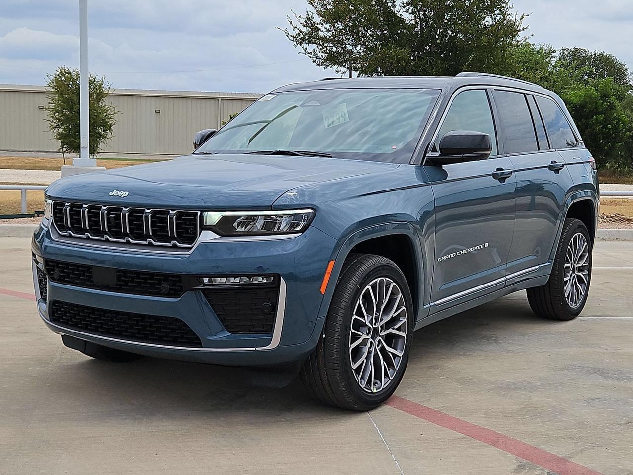 2027 Jeep Grand Cherokee Summit Castroville TX