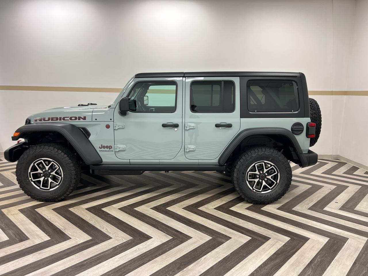 2027 Jeep Wrangler Rubicon Gasoline