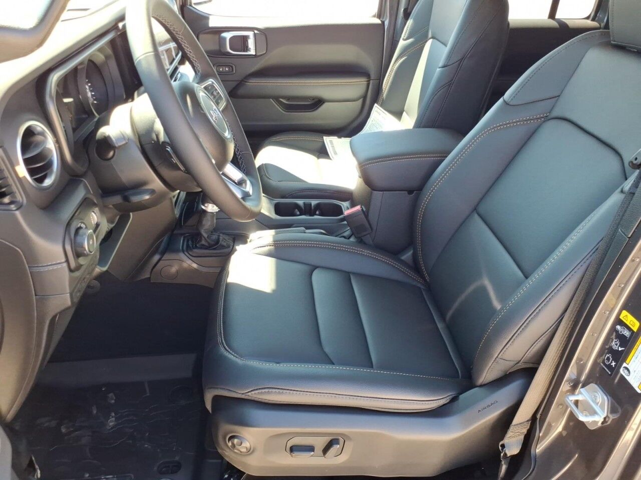 2027 Jeep Wrangler Sahara Uvalde TX