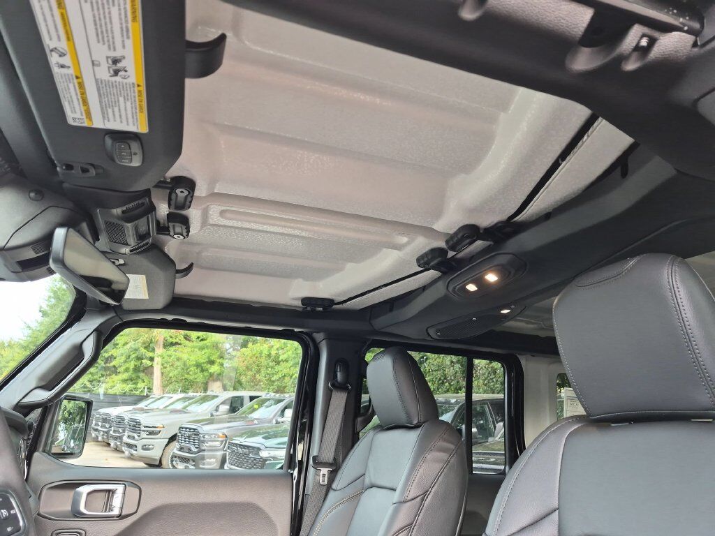 2027 Jeep Wrangler Sahara Portland OR