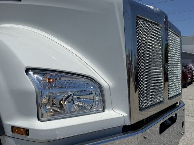 2027 Kenworth T880 30' Jerr-Dan Industrial Carrier Truck Miami FL