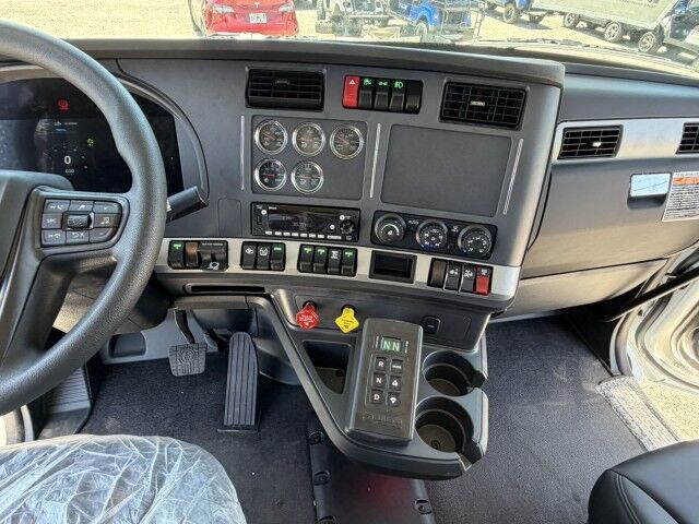 2027 Kenworth T880 30' Jerr-Dan Industrial Carrier Truck Miami FL