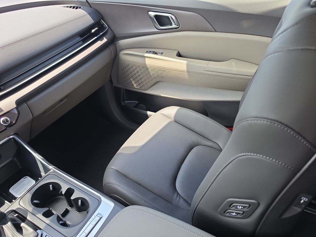 2027 Kia Carnival EX San Clemente CA