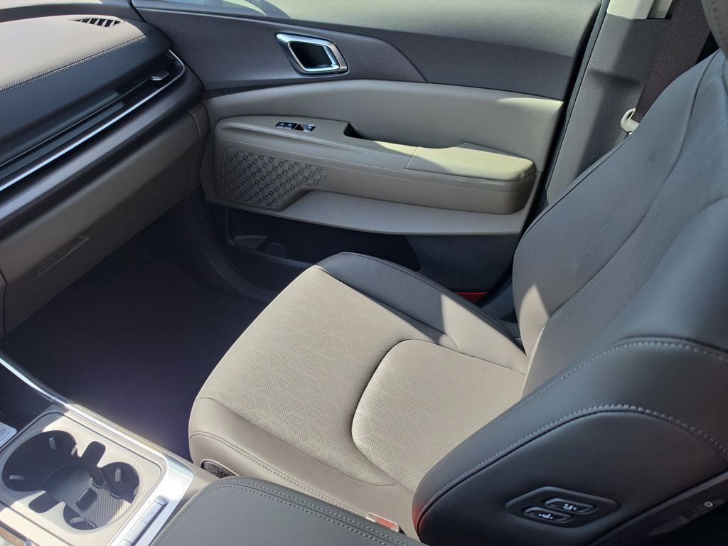 2027 Kia Carnival EX San Clemente CA