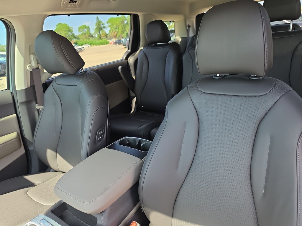 2027 Kia Carnival EX San Clemente CA