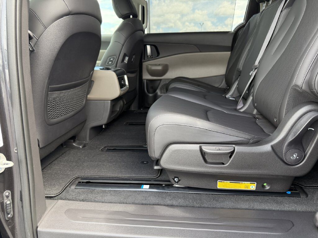 2027 Kia Carnival EX San Clemente CA